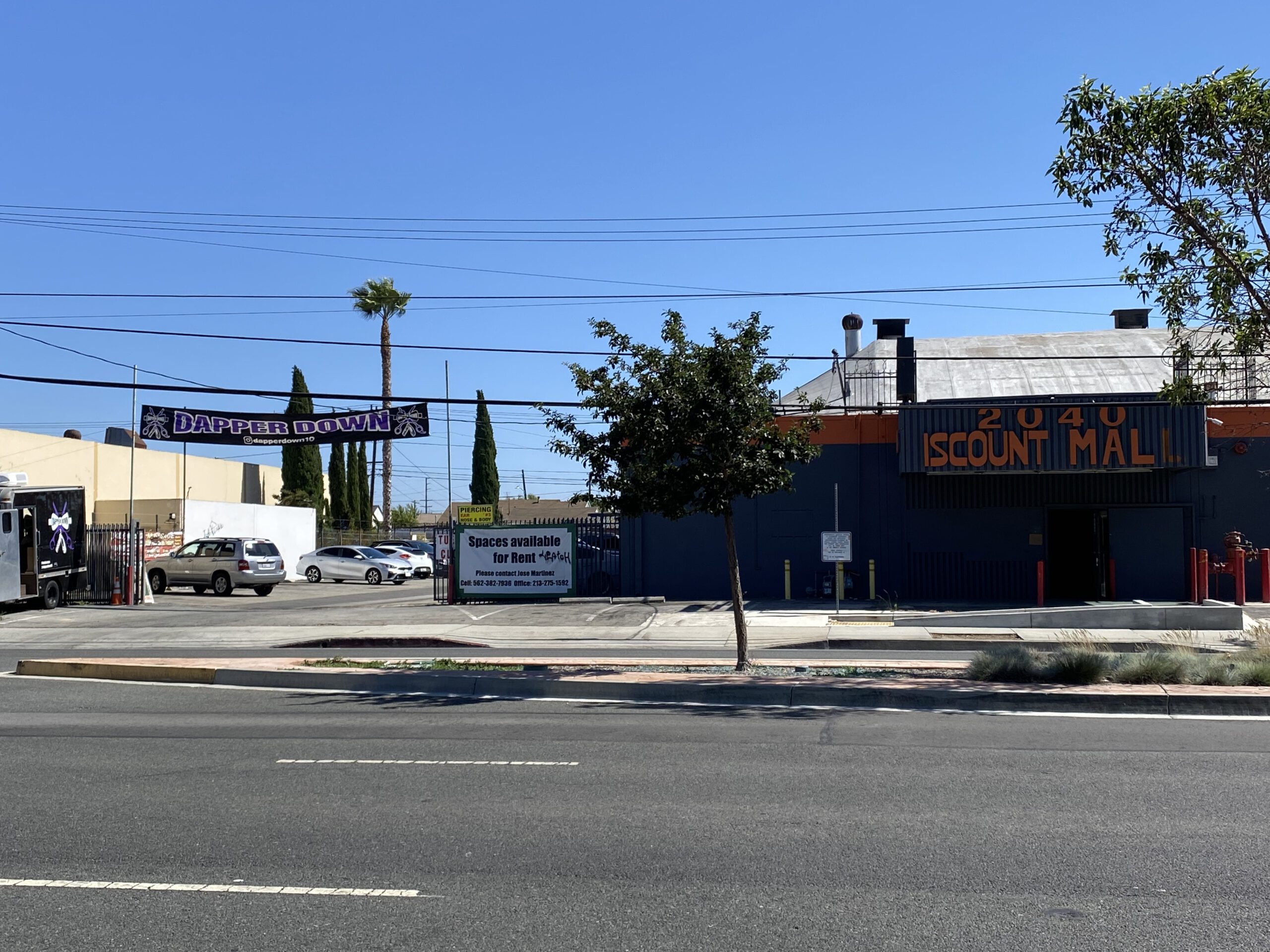 Gardena Discount Mall