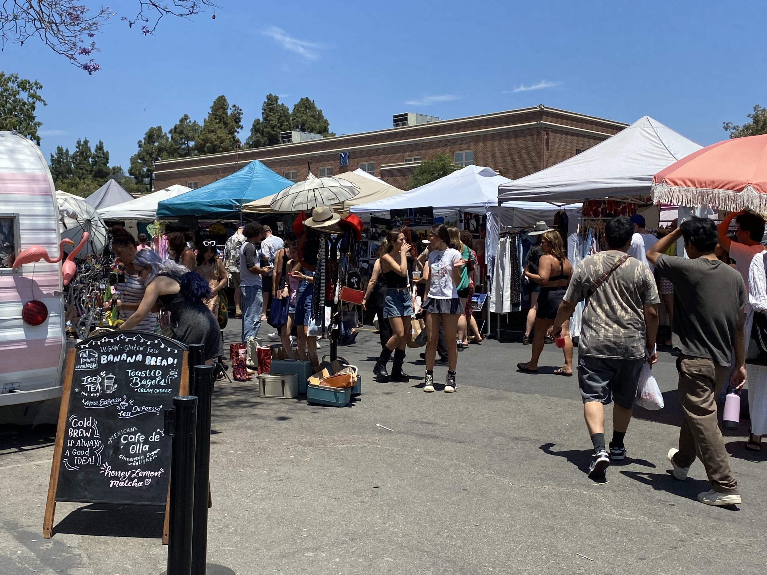 Los Feliz Flea Entrance