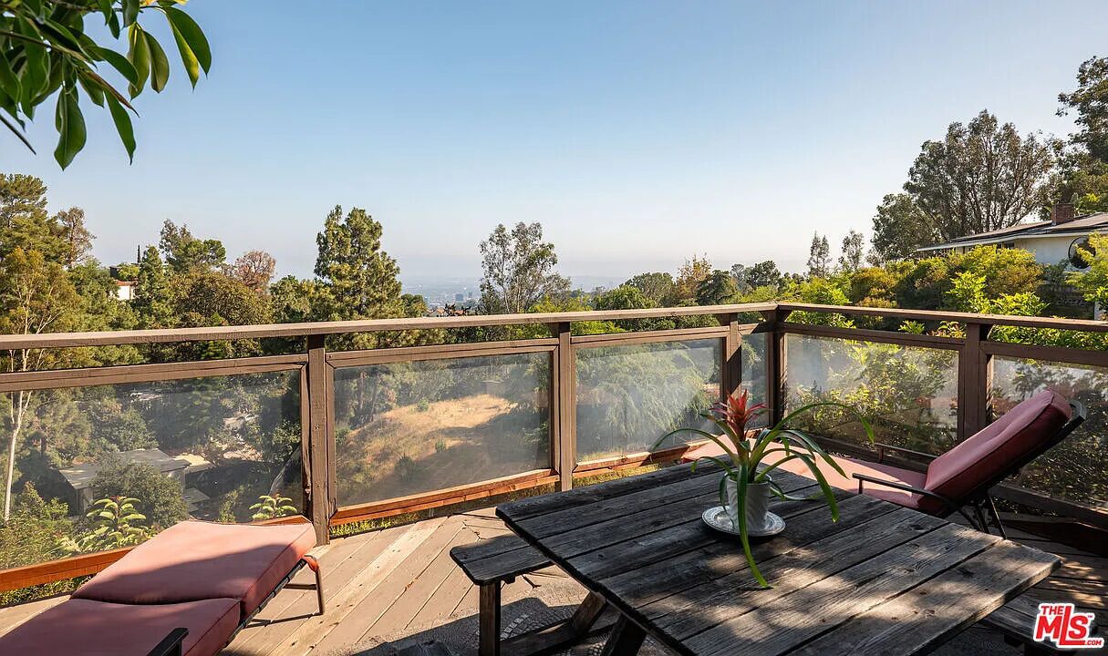 6105 Mulholland Highway Los Angeles 3