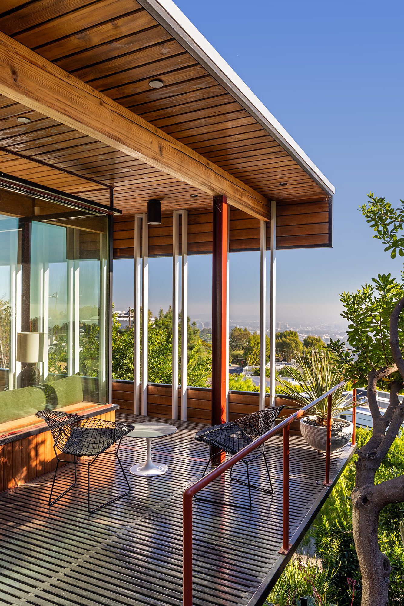 1515 N Tigertail Road Los Angeles 2