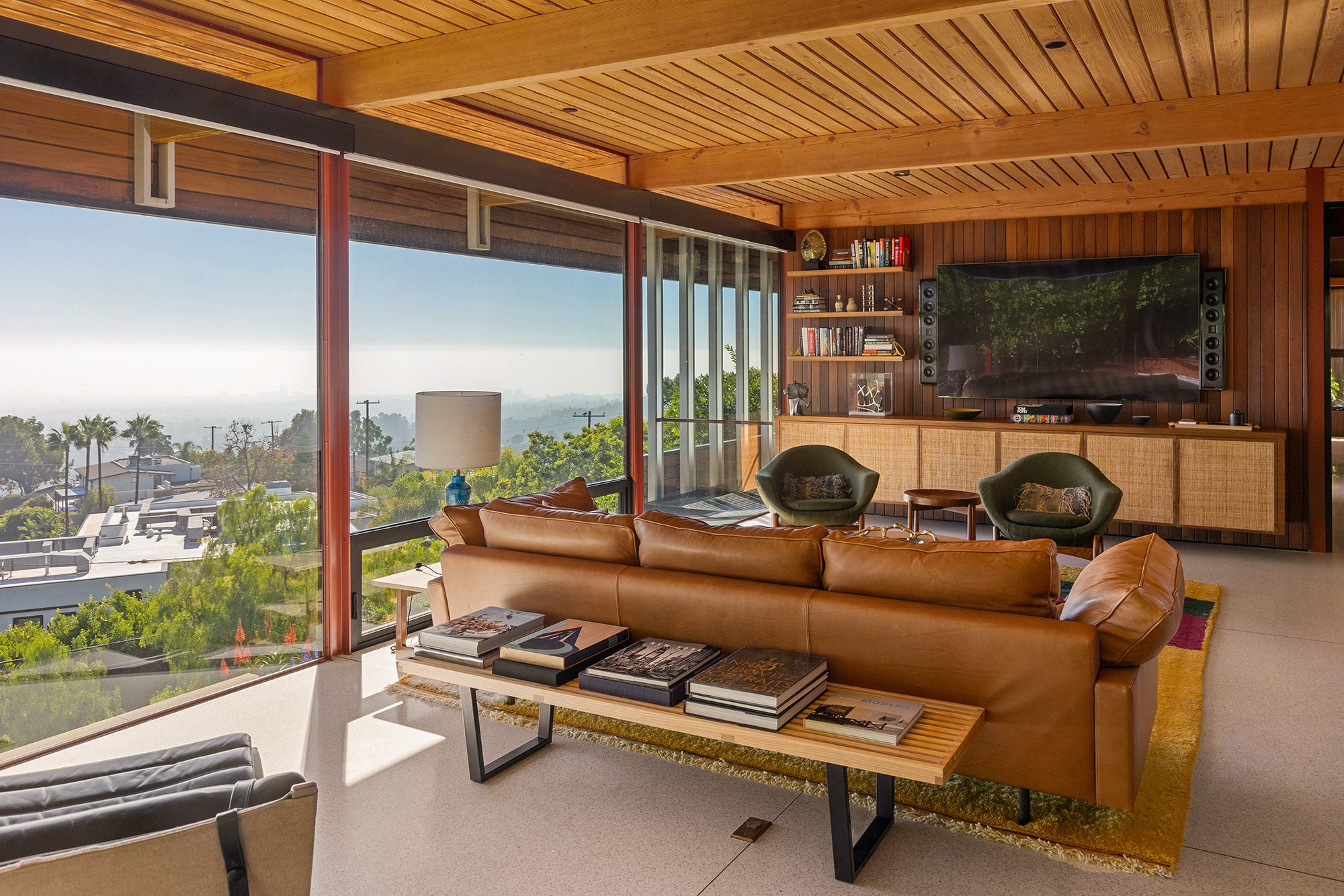 1515 N Tigertail Road Los Angeles 7