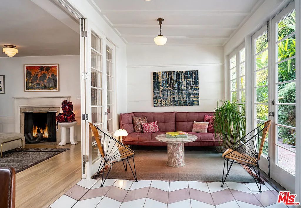 2331 Outpost Drive Los Angeles 4