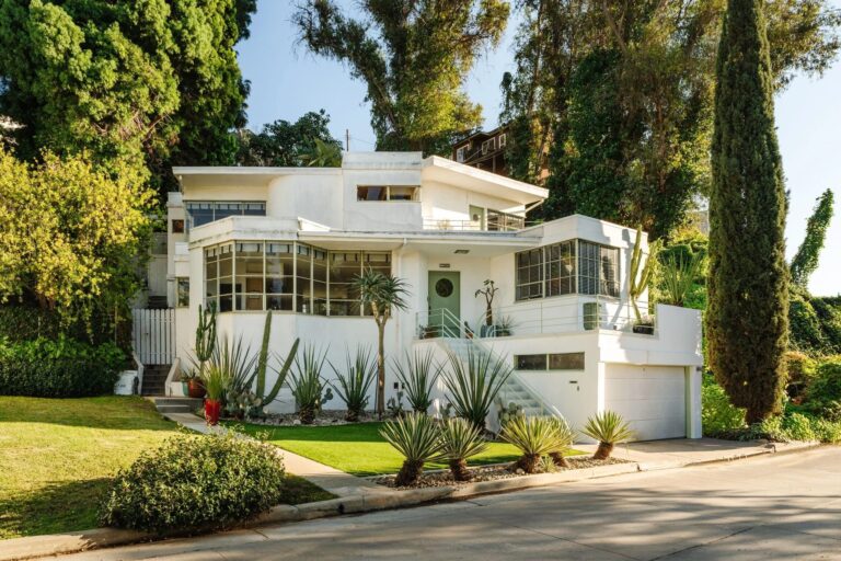 1530 N Easterly Terrace Los Angeles