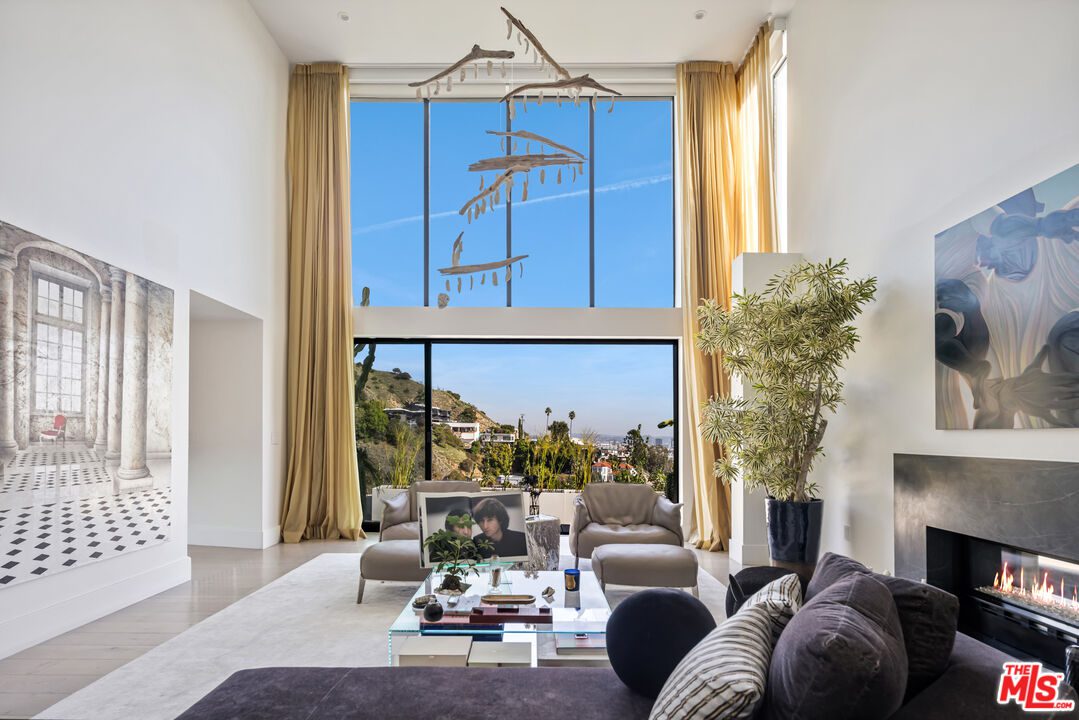 Demi Lovato Home West Hollywood Hills 3