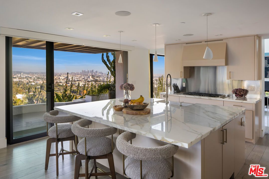Demi Lovato Home West Hollywood Hills 4