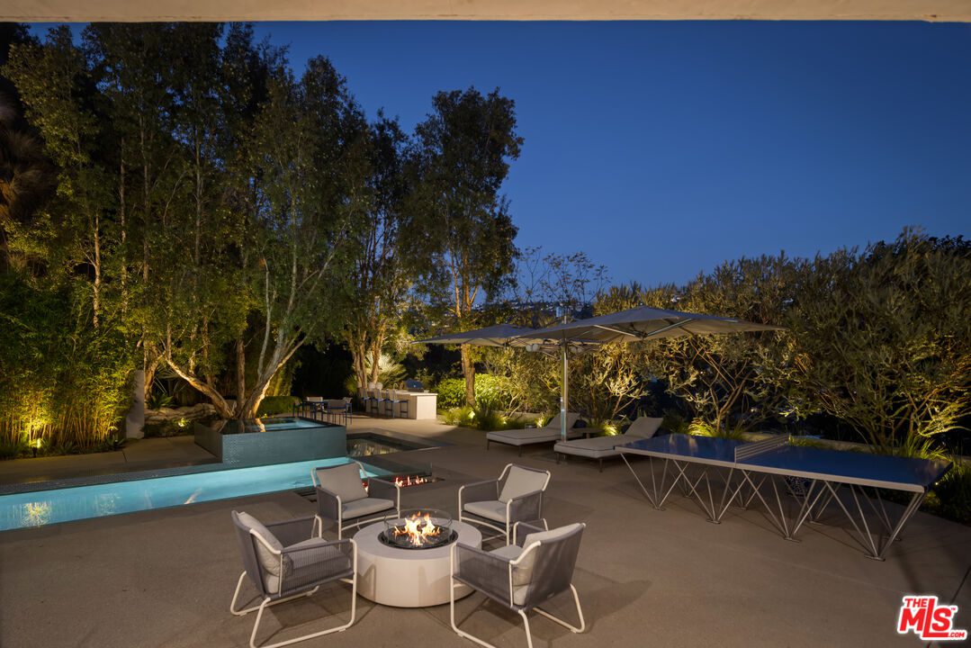 Demi Lovato Home West Hollywood Hills 7