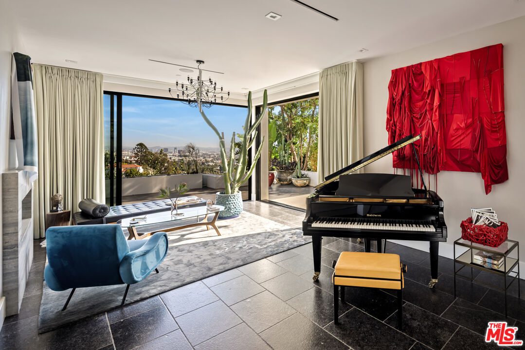 Demi Lovato Home West Hollywood Hills 8