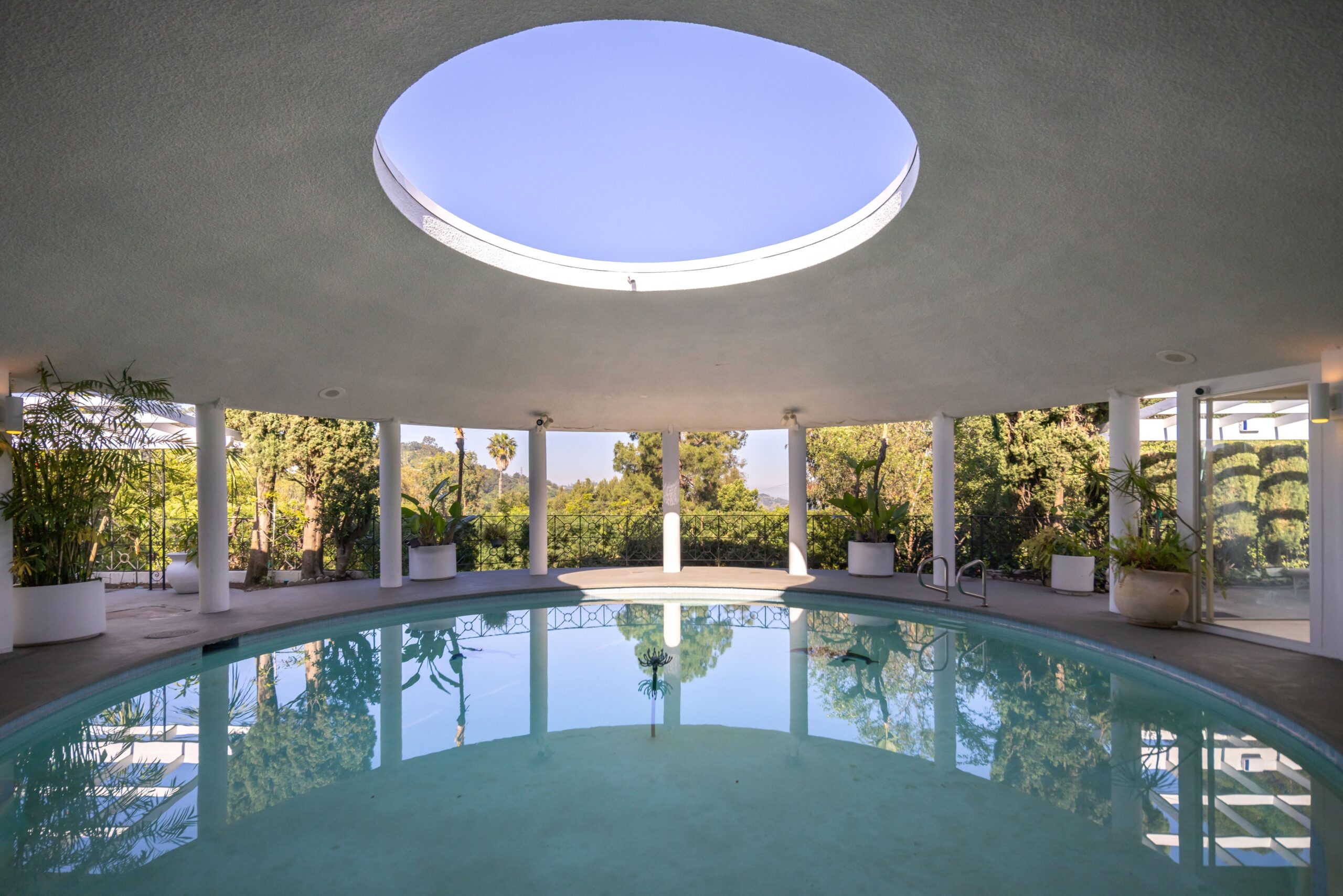 2941 Briar Knoll Drive Los Angeles