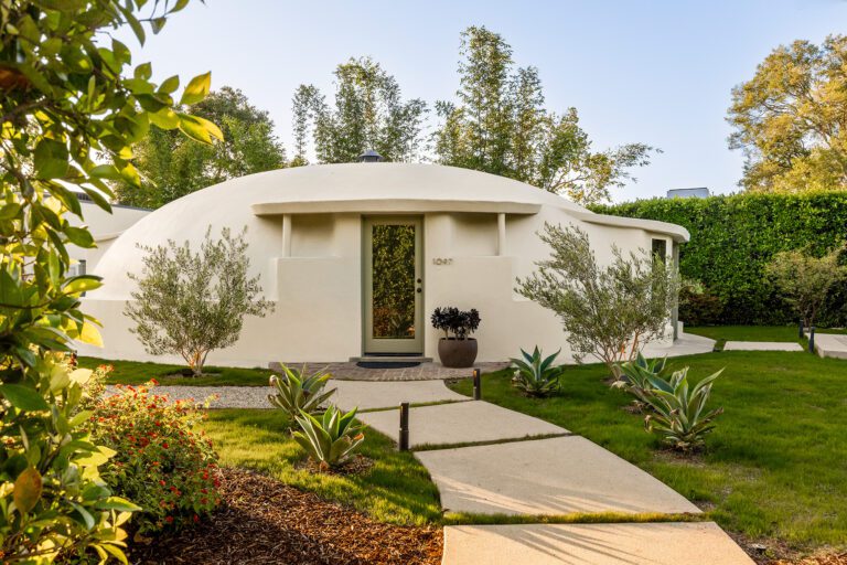 1097 S Los Robles Avenue Pasadena