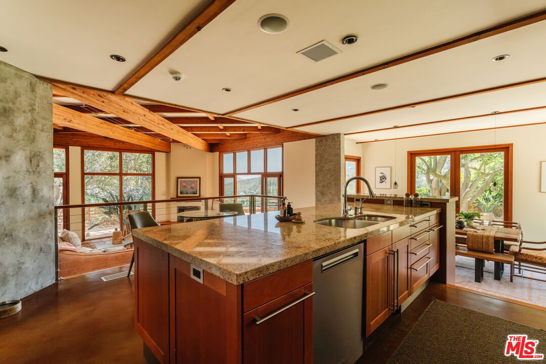 665 Sky Line Trail Topanga 5