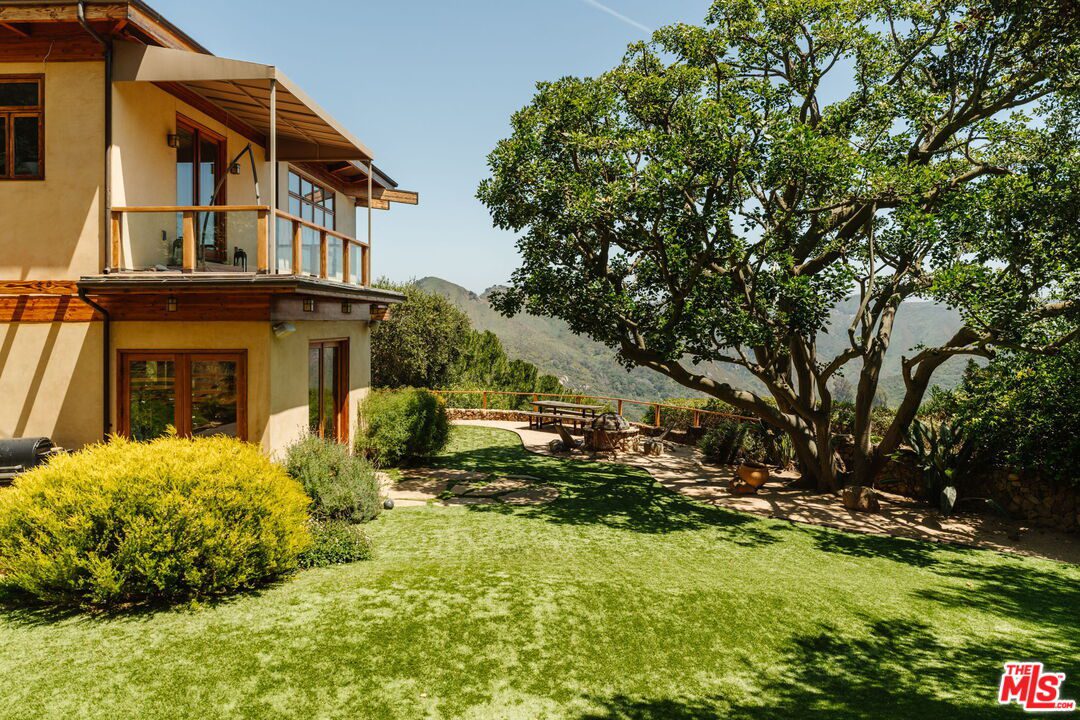 665 Sky Line Trail Topanga 7