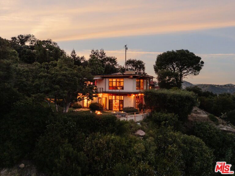 665 Sky Line Trail Topanga