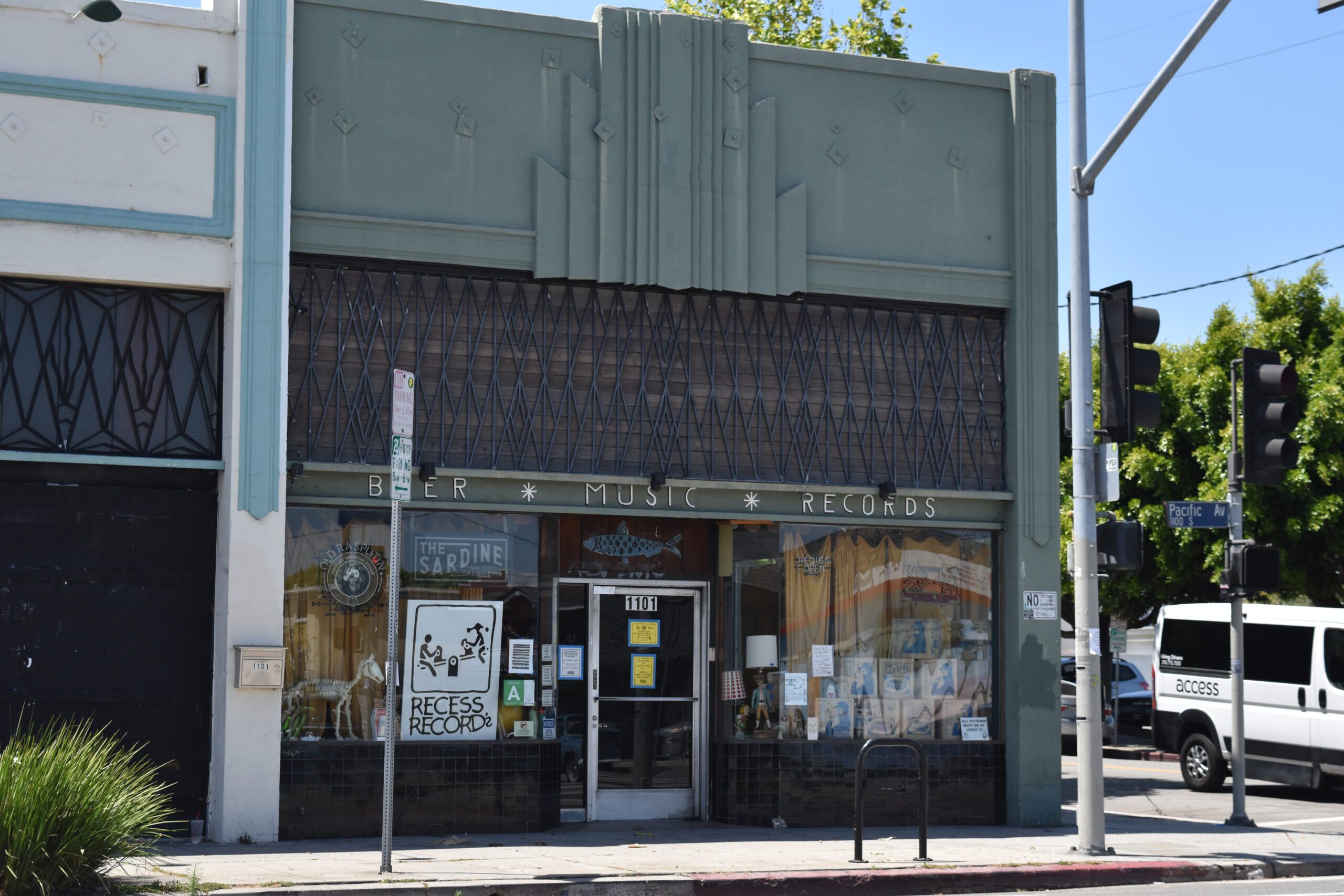 Recess Records Exterior