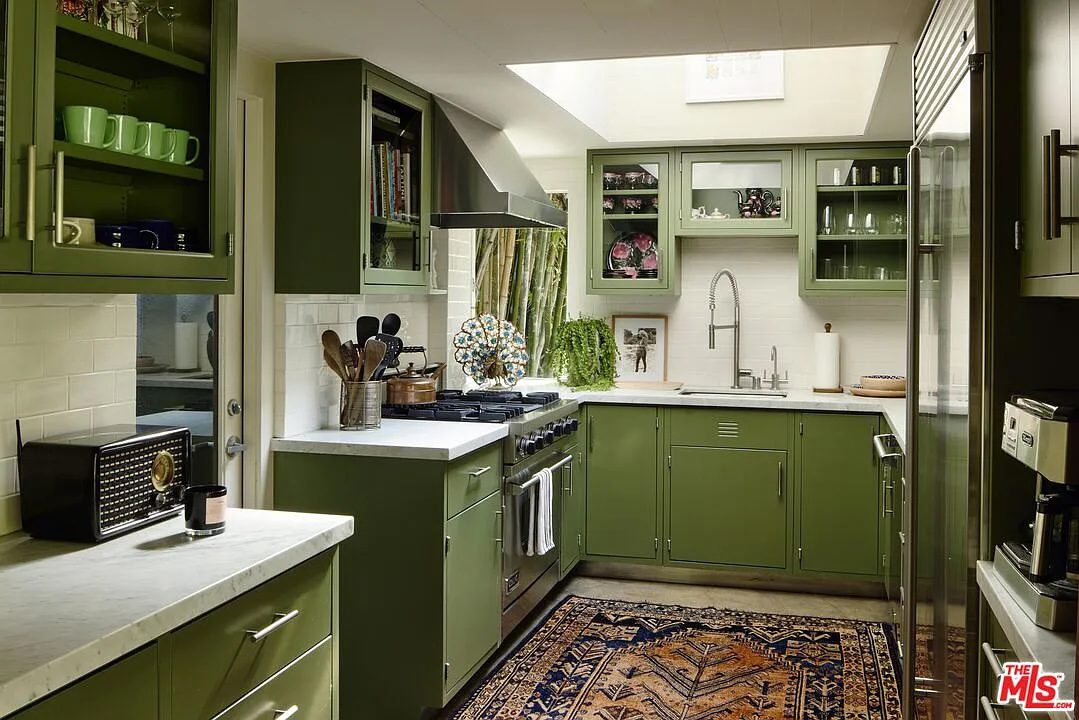 Dakota Johnson West Hollywood Home 2