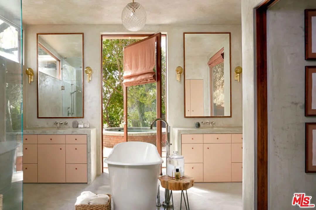 Dakota Johnson West Hollywood Home 6