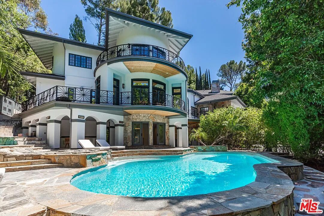 Selena Gomez Encino Home 7