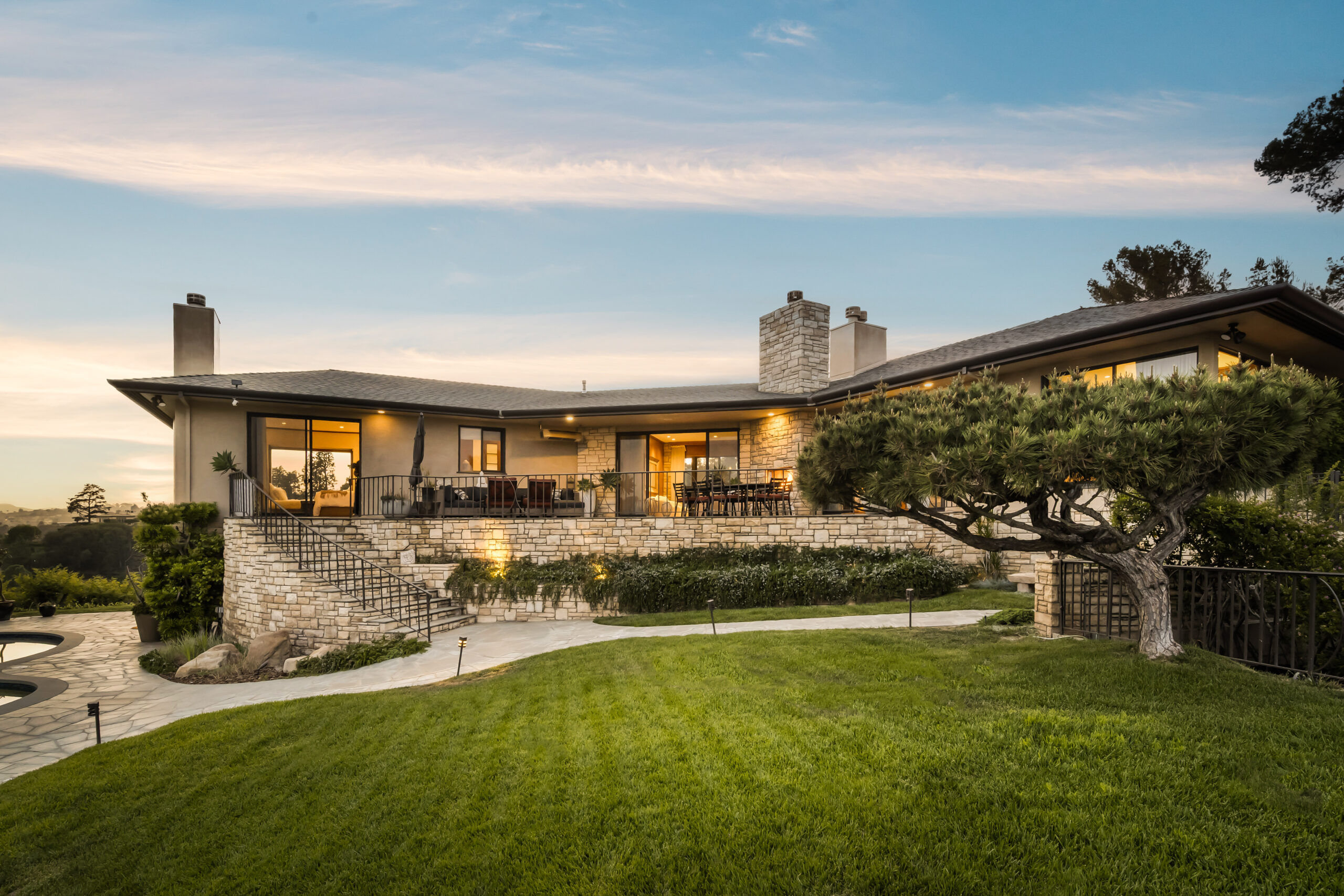 1131 Miradero Road Beverly Hills