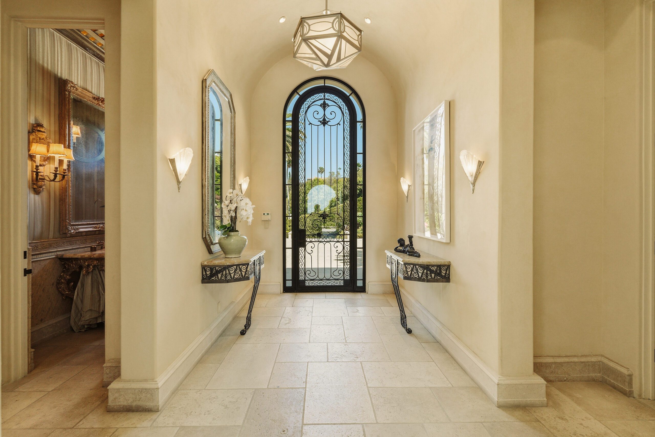 1140 Laurel Way Beverly Hills 3