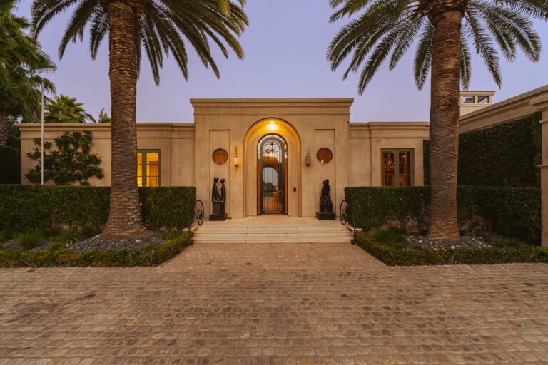 1140 Laurel Way Beverly Hills