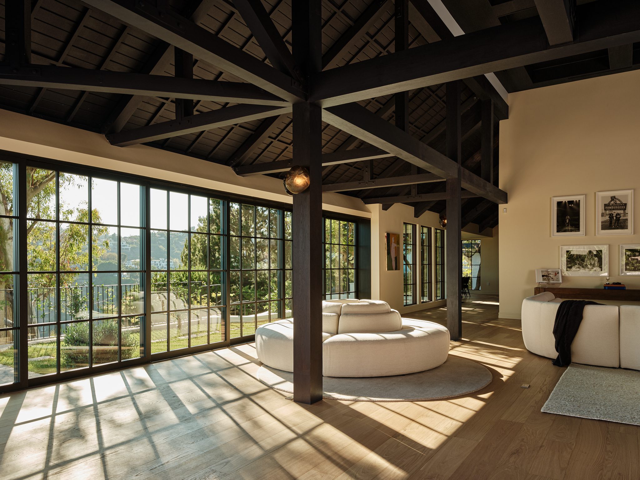 851 Strada Vecchia Road Los Angeles 5
