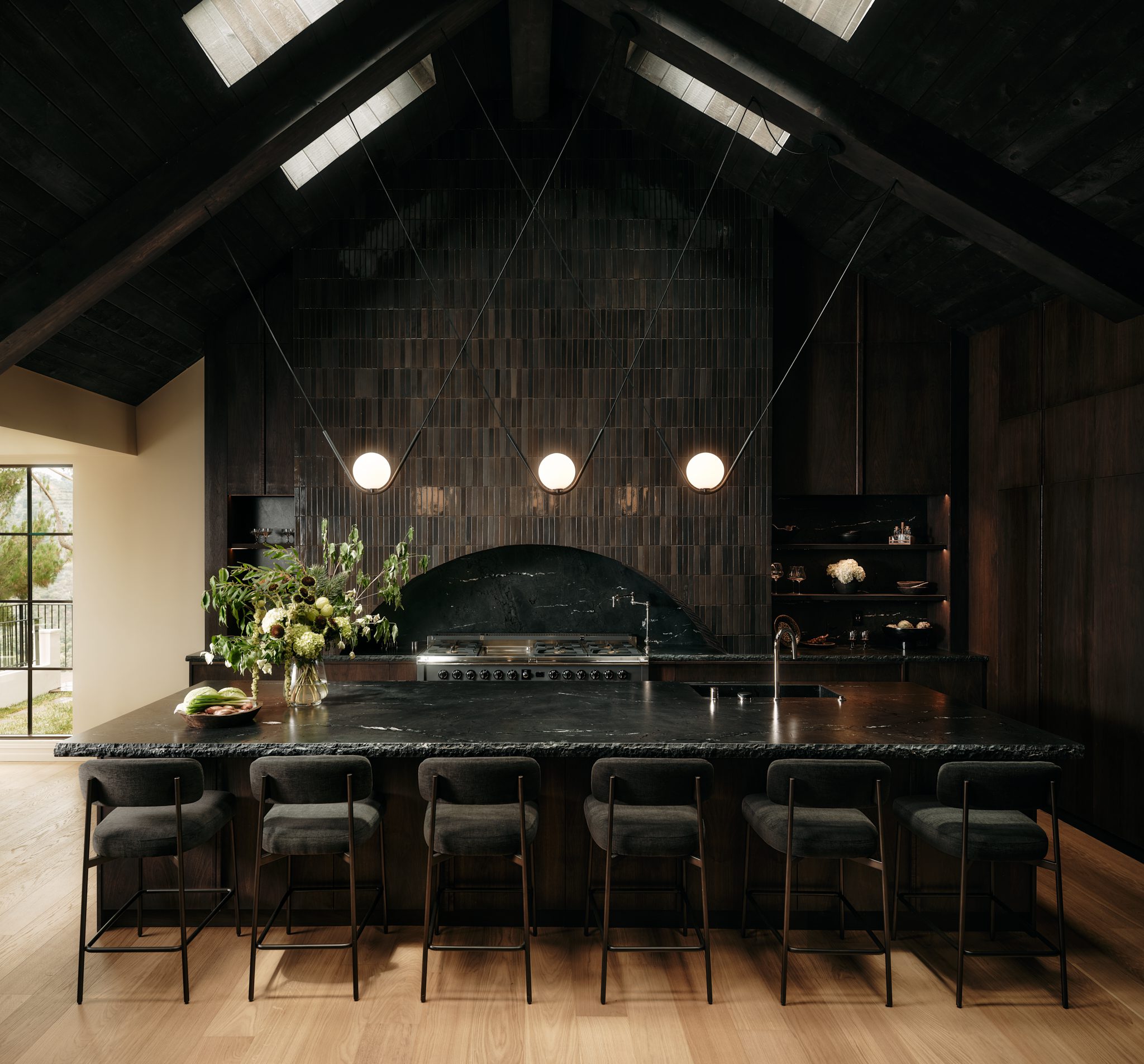 851 Strada Vecchia Road Los Angeles 6