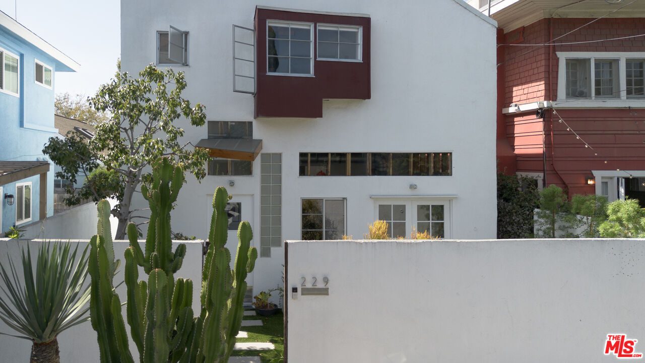 229 San Juan Avenue Venice 2
