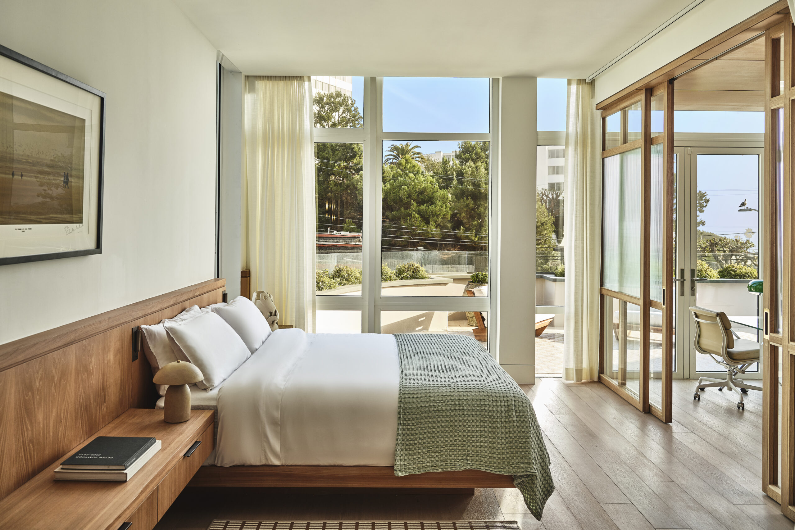 17351 Sunset Blvd Pacific Palisades 9