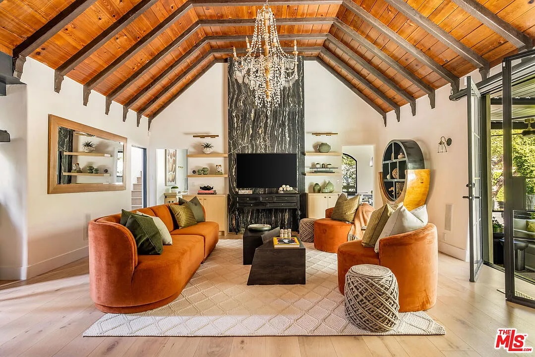 3225 Oakshire Drive Los Angeles 4