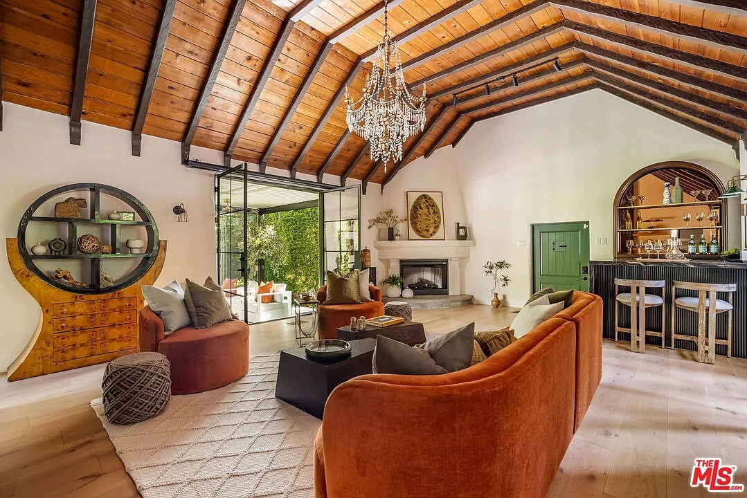 3225 Oakshire Drive Los Angeles
