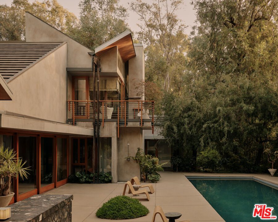7728 Woodrow Wilson Drive Los Angeles