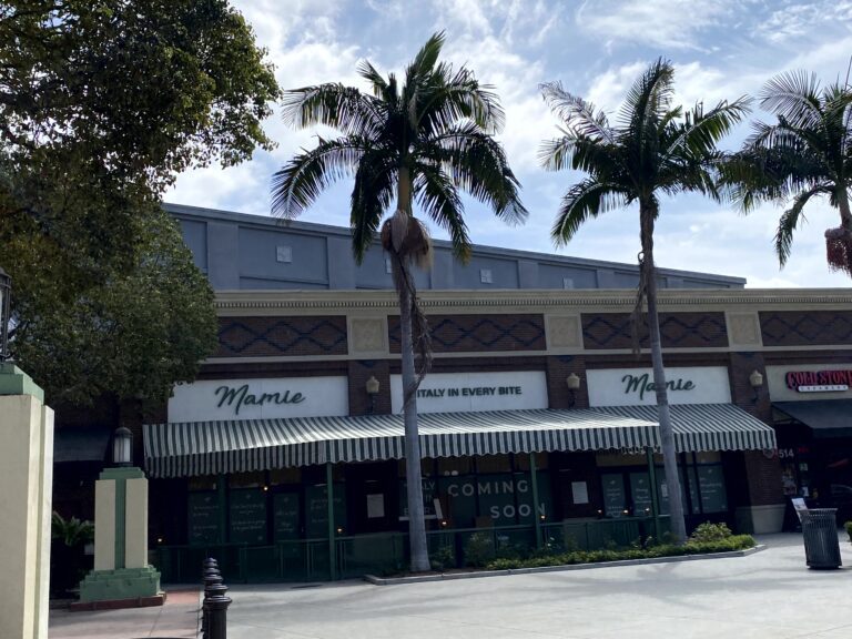 Mamie Exterior