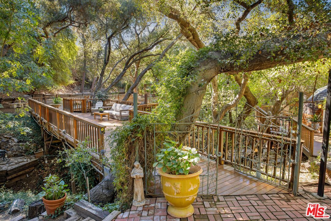 21658 Encina Road Topanga 6